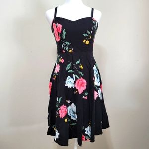 Old Navy Black Floral Summer Dress Size Small